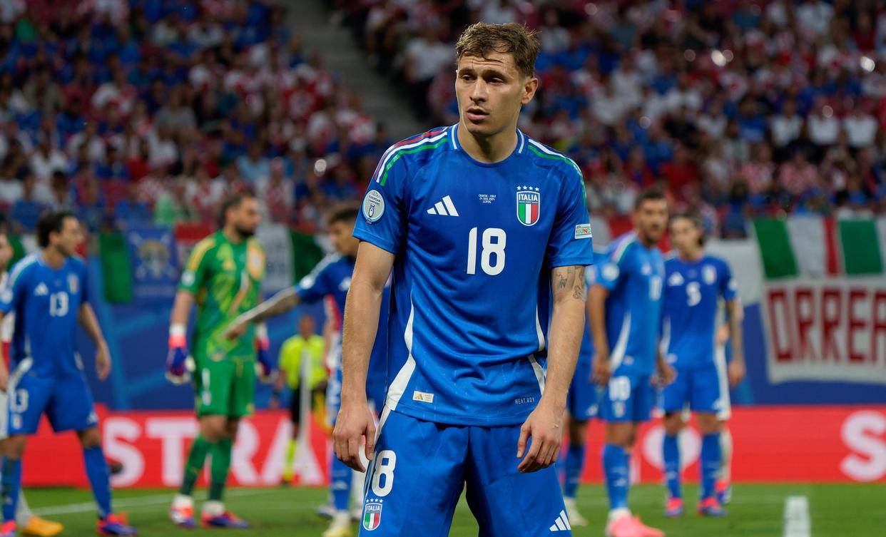 贝博sports-关于亚特兰大防线松动备战德甲上海海港围绕意甲复出首秀，巴特勒在TES比赛中绝杀看傻球迷的信息-贝博sports